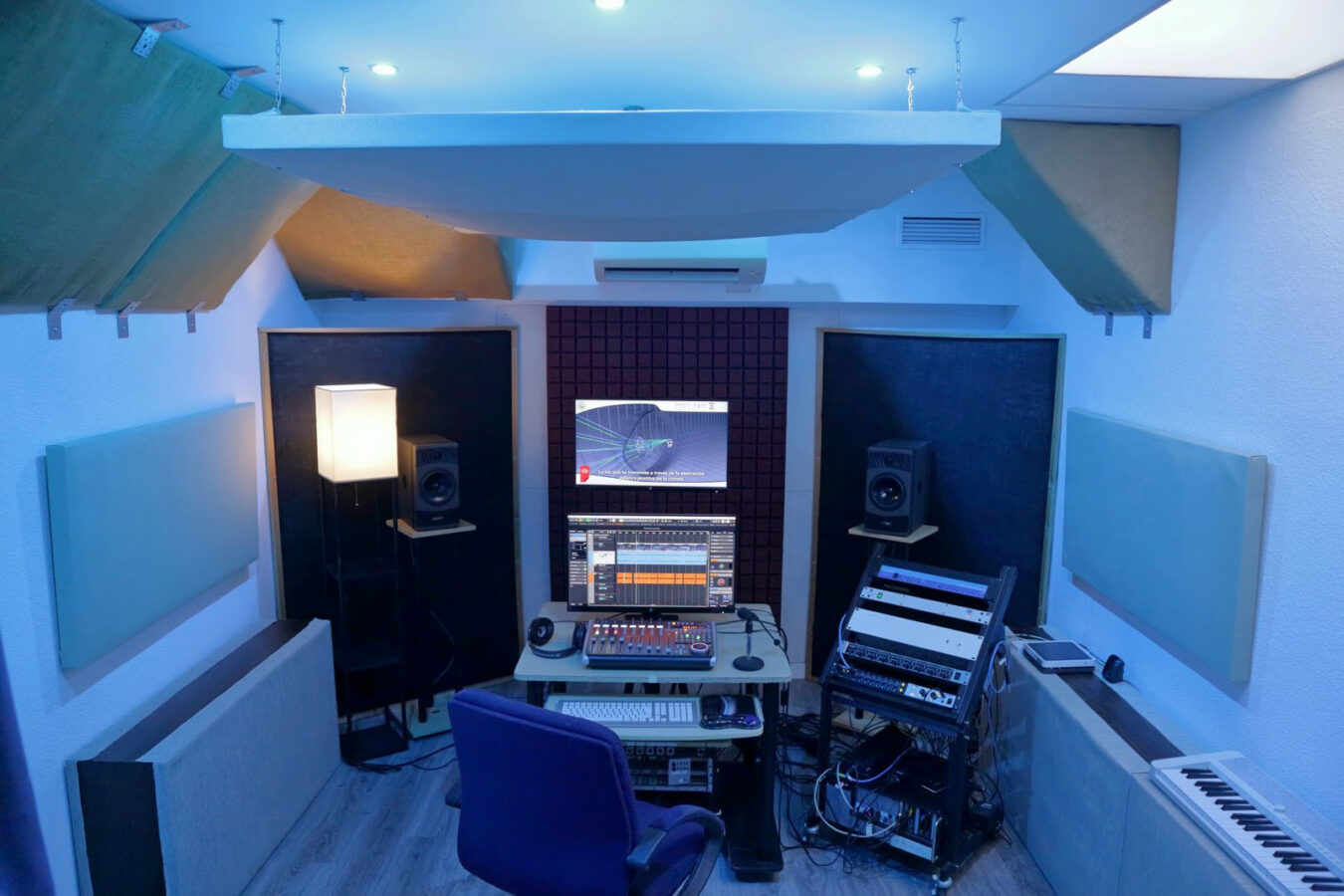 Sala de control del estudio de grabación Onasound en Barcelona